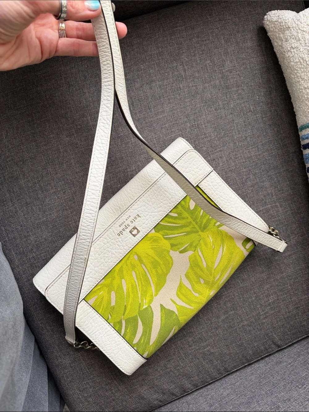kate spade White and Green Palm Leaf Wristlet Clutch